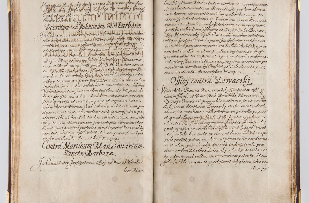 Zdjęcie nr 54 dla obiektu archiwalnego: Liber continens decreta executiva visitationum et alia ad correctionem et reformationem vitae et morum cleri pertinentia tempore fel. rec. R.D. Bernardi Maciejowski Cardinalis et episcopi Cracoviensis ac ducis Severiensis conscripta ex annis 1601 et sequent