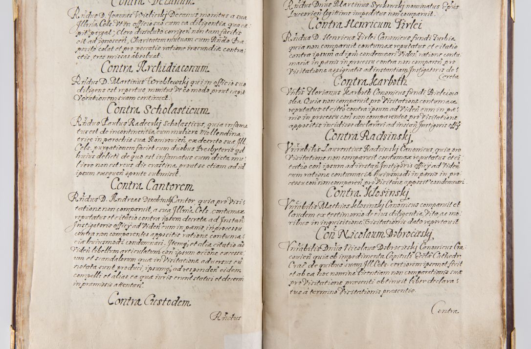 Zdjęcie nr 81 dla obiektu archiwalnego: Liber continens decreta executiva visitationum et alia ad correctionem et reformationem vitae et morum cleri pertinentia tempore fel. rec. R.D. Bernardi Maciejowski Cardinalis et episcopi Cracoviensis ac ducis Severiensis conscripta ex annis 1601 et sequent