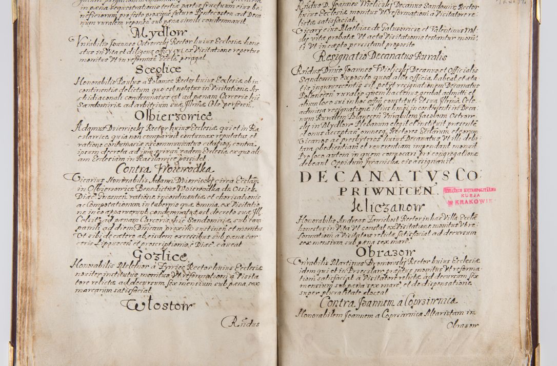 Zdjęcie nr 77 dla obiektu archiwalnego: Liber continens decreta executiva visitationum et alia ad correctionem et reformationem vitae et morum cleri pertinentia tempore fel. rec. R.D. Bernardi Maciejowski Cardinalis et episcopi Cracoviensis ac ducis Severiensis conscripta ex annis 1601 et sequent