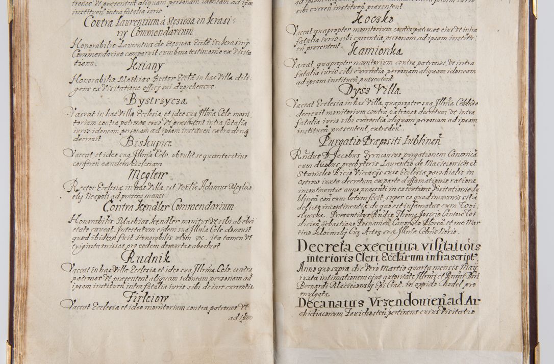 Zdjęcie nr 92 dla obiektu archiwalnego: Liber continens decreta executiva visitationum et alia ad correctionem et reformationem vitae et morum cleri pertinentia tempore fel. rec. R.D. Bernardi Maciejowski Cardinalis et episcopi Cracoviensis ac ducis Severiensis conscripta ex annis 1601 et sequent