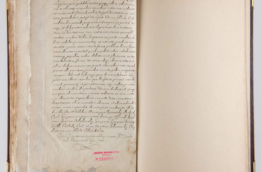Zdjęcie nr 113 dla obiektu archiwalnego: Liber continens decreta executiva visitationum et alia ad correctionem et reformationem vitae et morum cleri pertinentia tempore fel. rec. R.D. Bernardi Maciejowski Cardinalis et episcopi Cracoviensis ac ducis Severiensis conscripta ex annis 1601 et sequent