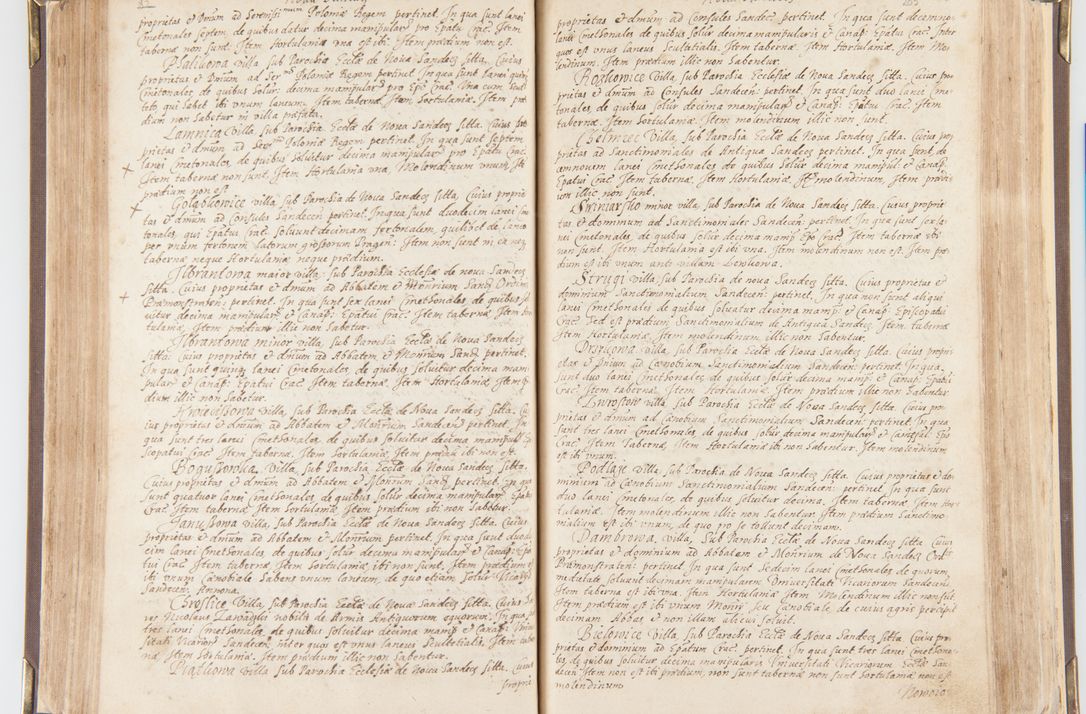 Zdjęcie nr 142 dla obiektu archiwalnego: Visitatio decanatus Boboviensis externa per Joannem Januszowski, archidiaconum Sandecensem, plebanum Solecensem ex mandato speciali R.D. Petri Tylicki episcopi Cracoviensis, praesentibus Martino Chochorovio, preasbytero et Martino Servatio, Andreoviensi clerico facta