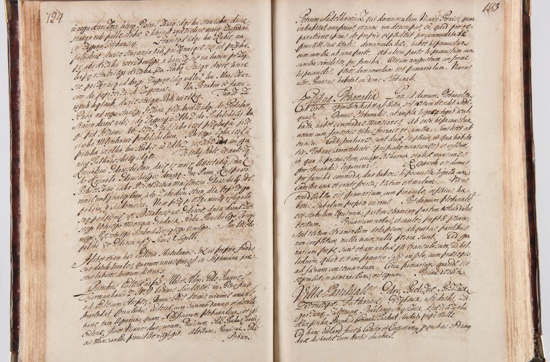 Zdjęcie nr 72 dla obiektu archiwalnego: Acta visitationum decanatuum: Wielicensis ex anno 1703, Novi Montis ex anno 1704 et Scavinensis ex anno 1704 sub generali administratione R.D. Casimiri a Łubna Łubiński, episcoi Heracleensis, suffraganei, canonici sede vacante episcopatus Cracoviensis et ducatus Severiensis, a R.D. Remigio Suszycki IUD, archidiacono Cracoviensi, custode Kielcensi, scholastico Lanciciensi, SRM secretario a.D. 1703 et 1704 expedita