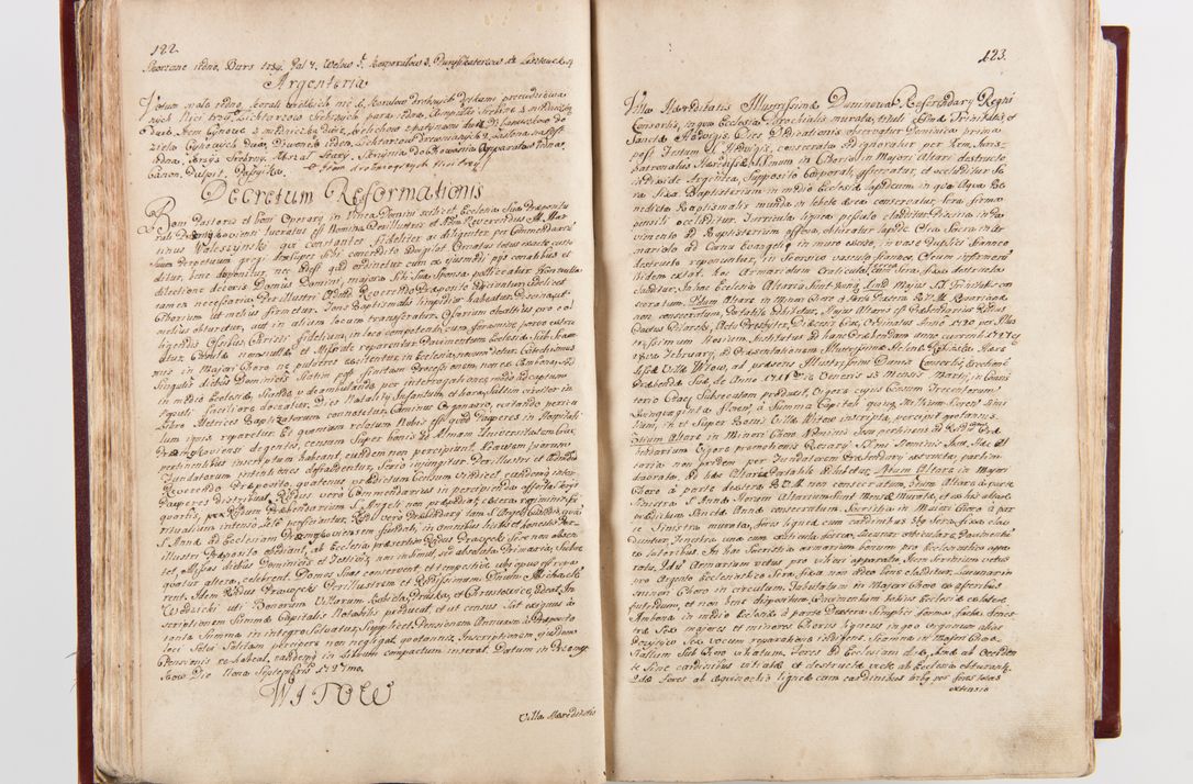 Zdjęcie nr 65 dla obiektu archiwalnego: Visitatio archidiaconatus Cracoviensis (Decanatus: Skalensis - 1727; Vitoviensis - 1727; Prossoviensis - 1728; Novi Montis - 1728; Scawinensis - 1729; Xsiążnensis - 1731; Woynicensis - 1731; Zatoriensis - 1729; Lipnicensis - 1730; Dobczycensis - 1730; Andreoviensis - 1731; Żyvecensis - 1732; Oswiemensis - 1732; Wielicensis - 1741; postea sequntur inventaria ecclesiarum decanatus Dobczycensis, Woynicensis, Andreoviensis) per R.D. Michaelem de Magna Kunice Kunicki, episcopum Arsiacensem, suffraganeum et archidiaconum Cracoviensem annis 1727 - 1741 peracta