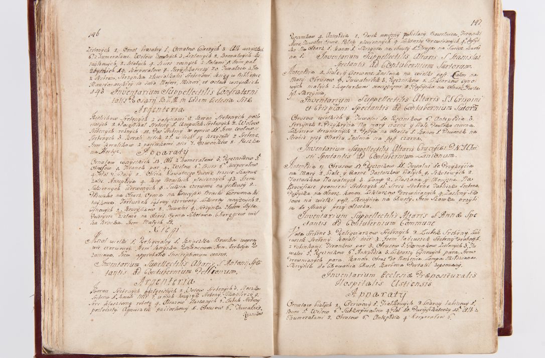 Zdjęcie nr 78 dla obiektu archiwalnego: Visitatio archidiaconatus Cracoviensis (Decanatus: Skalensis - 1727; Vitoviensis - 1727; Prossoviensis - 1728; Novi Montis - 1728; Scawinensis - 1729; Xsiążnensis - 1731; Woynicensis - 1731; Zatoriensis - 1729; Lipnicensis - 1730; Dobczycensis - 1730; Andreoviensis - 1731; Żyvecensis - 1732; Oswiemensis - 1732; Wielicensis - 1741; postea sequntur inventaria ecclesiarum decanatus Dobczycensis, Woynicensis, Andreoviensis) per R.D. Michaelem de Magna Kunice Kunicki, episcopum Arsiacensem, suffraganeum et archidiaconum Cracoviensem annis 1727 - 1741 peracta