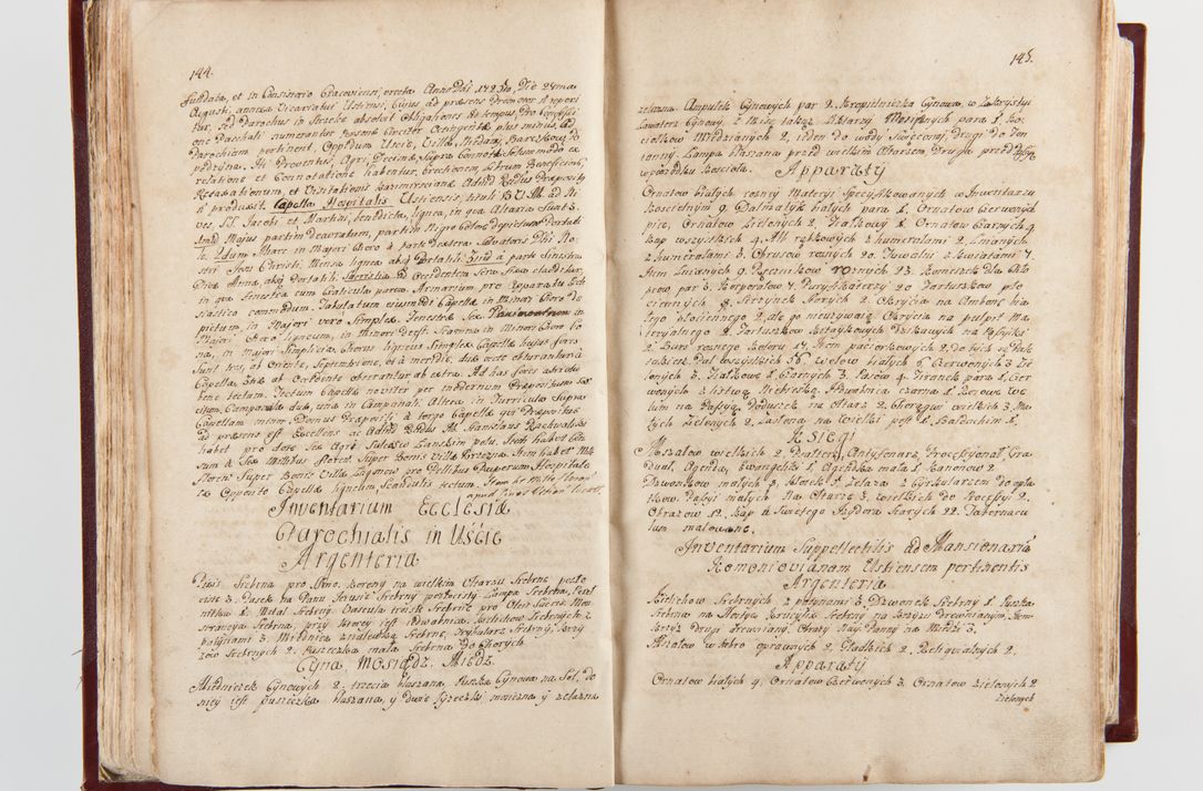 Zdjęcie nr 77 dla obiektu archiwalnego: Visitatio archidiaconatus Cracoviensis (Decanatus: Skalensis - 1727; Vitoviensis - 1727; Prossoviensis - 1728; Novi Montis - 1728; Scawinensis - 1729; Xsiążnensis - 1731; Woynicensis - 1731; Zatoriensis - 1729; Lipnicensis - 1730; Dobczycensis - 1730; Andreoviensis - 1731; Żyvecensis - 1732; Oswiemensis - 1732; Wielicensis - 1741; postea sequntur inventaria ecclesiarum decanatus Dobczycensis, Woynicensis, Andreoviensis) per R.D. Michaelem de Magna Kunice Kunicki, episcopum Arsiacensem, suffraganeum et archidiaconum Cracoviensem annis 1727 - 1741 peracta