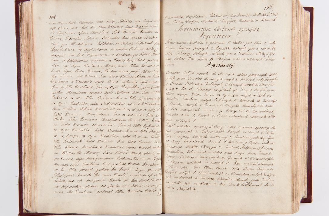 Zdjęcie nr 104 dla obiektu archiwalnego: Visitatio archidiaconatus Cracoviensis (Decanatus: Skalensis - 1727; Vitoviensis - 1727; Prossoviensis - 1728; Novi Montis - 1728; Scawinensis - 1729; Xsiążnensis - 1731; Woynicensis - 1731; Zatoriensis - 1729; Lipnicensis - 1730; Dobczycensis - 1730; Andreoviensis - 1731; Żyvecensis - 1732; Oswiemensis - 1732; Wielicensis - 1741; postea sequntur inventaria ecclesiarum decanatus Dobczycensis, Woynicensis, Andreoviensis) per R.D. Michaelem de Magna Kunice Kunicki, episcopum Arsiacensem, suffraganeum et archidiaconum Cracoviensem annis 1727 - 1741 peracta