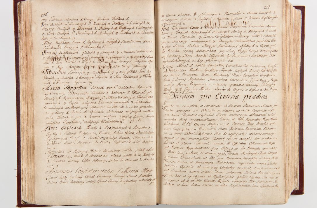 Zdjęcie nr 128 dla obiektu archiwalnego: Visitatio archidiaconatus Cracoviensis (Decanatus: Skalensis - 1727; Vitoviensis - 1727; Prossoviensis - 1728; Novi Montis - 1728; Scawinensis - 1729; Xsiążnensis - 1731; Woynicensis - 1731; Zatoriensis - 1729; Lipnicensis - 1730; Dobczycensis - 1730; Andreoviensis - 1731; Żyvecensis - 1732; Oswiemensis - 1732; Wielicensis - 1741; postea sequntur inventaria ecclesiarum decanatus Dobczycensis, Woynicensis, Andreoviensis) per R.D. Michaelem de Magna Kunice Kunicki, episcopum Arsiacensem, suffraganeum et archidiaconum Cracoviensem annis 1727 - 1741 peracta