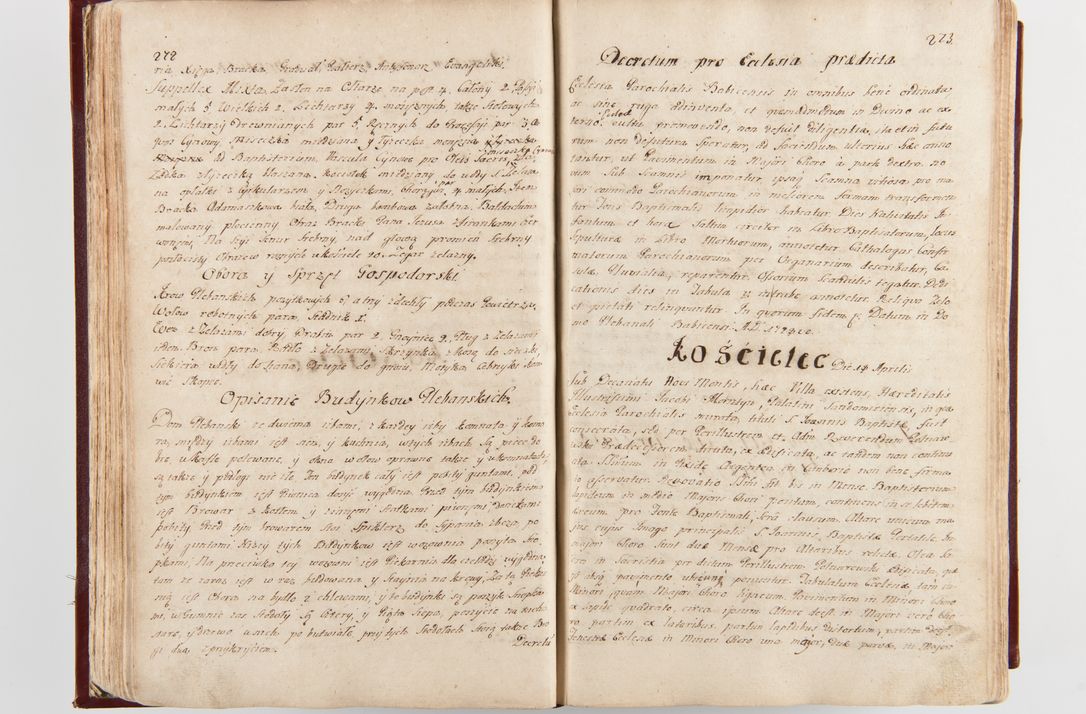 Zdjęcie nr 142 dla obiektu archiwalnego: Visitatio archidiaconatus Cracoviensis (Decanatus: Skalensis - 1727; Vitoviensis - 1727; Prossoviensis - 1728; Novi Montis - 1728; Scawinensis - 1729; Xsiążnensis - 1731; Woynicensis - 1731; Zatoriensis - 1729; Lipnicensis - 1730; Dobczycensis - 1730; Andreoviensis - 1731; Żyvecensis - 1732; Oswiemensis - 1732; Wielicensis - 1741; postea sequntur inventaria ecclesiarum decanatus Dobczycensis, Woynicensis, Andreoviensis) per R.D. Michaelem de Magna Kunice Kunicki, episcopum Arsiacensem, suffraganeum et archidiaconum Cracoviensem annis 1727 - 1741 peracta