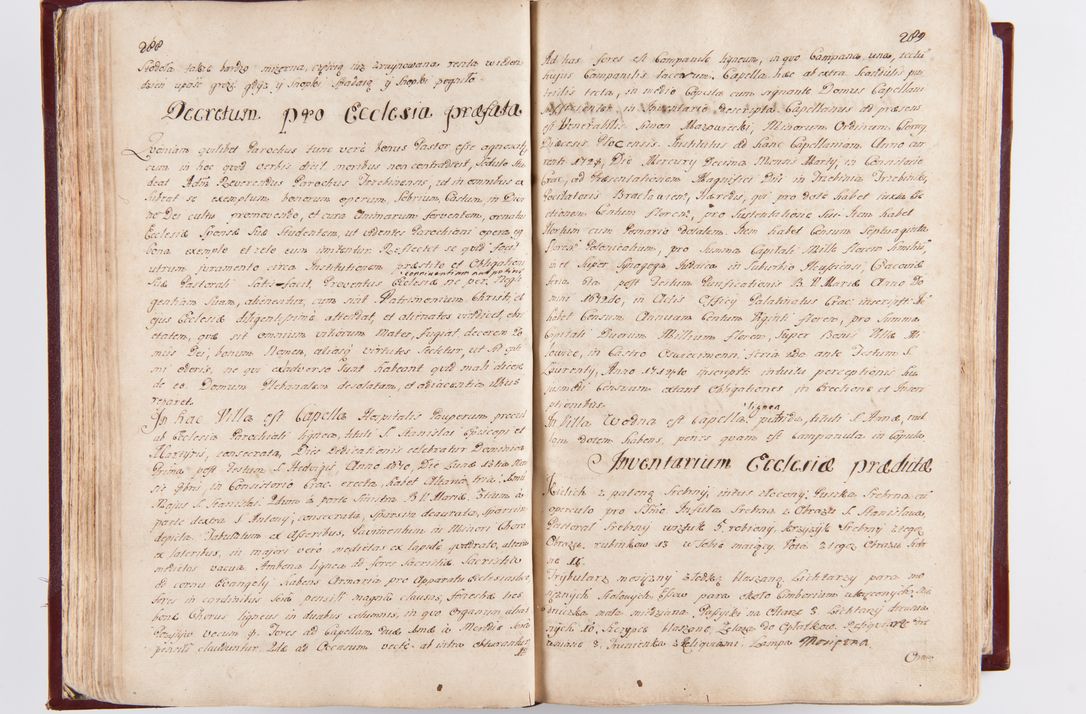 Zdjęcie nr 150 dla obiektu archiwalnego: Visitatio archidiaconatus Cracoviensis (Decanatus: Skalensis - 1727; Vitoviensis - 1727; Prossoviensis - 1728; Novi Montis - 1728; Scawinensis - 1729; Xsiążnensis - 1731; Woynicensis - 1731; Zatoriensis - 1729; Lipnicensis - 1730; Dobczycensis - 1730; Andreoviensis - 1731; Żyvecensis - 1732; Oswiemensis - 1732; Wielicensis - 1741; postea sequntur inventaria ecclesiarum decanatus Dobczycensis, Woynicensis, Andreoviensis) per R.D. Michaelem de Magna Kunice Kunicki, episcopum Arsiacensem, suffraganeum et archidiaconum Cracoviensem annis 1727 - 1741 peracta