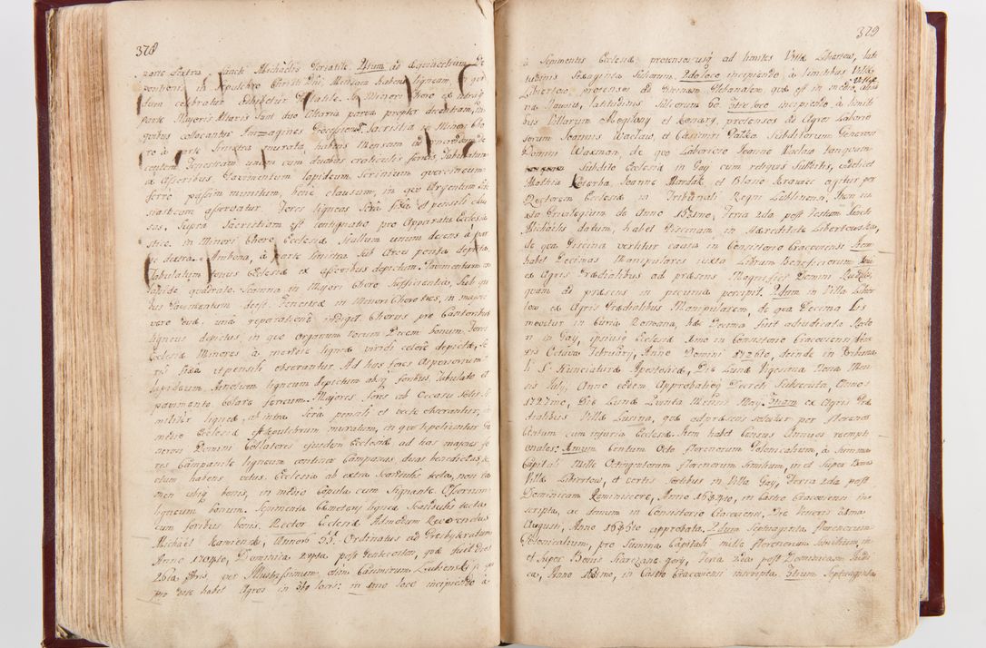 Zdjęcie nr 196 dla obiektu archiwalnego: Visitatio archidiaconatus Cracoviensis (Decanatus: Skalensis - 1727; Vitoviensis - 1727; Prossoviensis - 1728; Novi Montis - 1728; Scawinensis - 1729; Xsiążnensis - 1731; Woynicensis - 1731; Zatoriensis - 1729; Lipnicensis - 1730; Dobczycensis - 1730; Andreoviensis - 1731; Żyvecensis - 1732; Oswiemensis - 1732; Wielicensis - 1741; postea sequntur inventaria ecclesiarum decanatus Dobczycensis, Woynicensis, Andreoviensis) per R.D. Michaelem de Magna Kunice Kunicki, episcopum Arsiacensem, suffraganeum et archidiaconum Cracoviensem annis 1727 - 1741 peracta