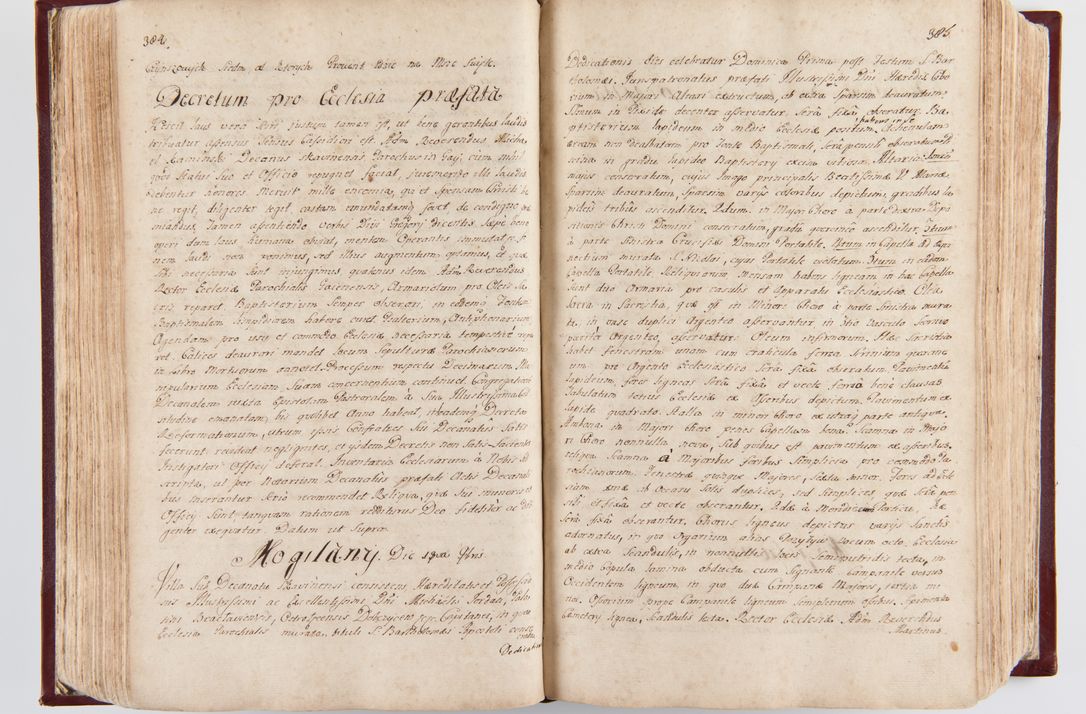 Zdjęcie nr 200 dla obiektu archiwalnego: Visitatio archidiaconatus Cracoviensis (Decanatus: Skalensis - 1727; Vitoviensis - 1727; Prossoviensis - 1728; Novi Montis - 1728; Scawinensis - 1729; Xsiążnensis - 1731; Woynicensis - 1731; Zatoriensis - 1729; Lipnicensis - 1730; Dobczycensis - 1730; Andreoviensis - 1731; Żyvecensis - 1732; Oswiemensis - 1732; Wielicensis - 1741; postea sequntur inventaria ecclesiarum decanatus Dobczycensis, Woynicensis, Andreoviensis) per R.D. Michaelem de Magna Kunice Kunicki, episcopum Arsiacensem, suffraganeum et archidiaconum Cracoviensem annis 1727 - 1741 peracta