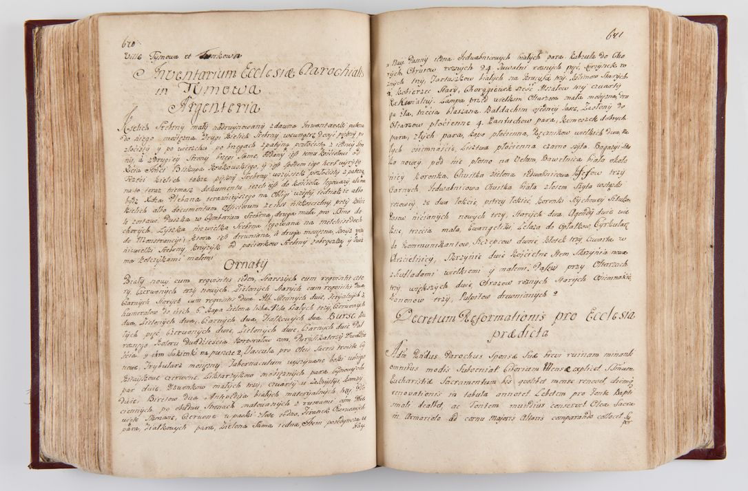 Zdjęcie nr 350 dla obiektu archiwalnego: Visitatio archidiaconatus Cracoviensis (Decanatus: Skalensis - 1727; Vitoviensis - 1727; Prossoviensis - 1728; Novi Montis - 1728; Scawinensis - 1729; Xsiążnensis - 1731; Woynicensis - 1731; Zatoriensis - 1729; Lipnicensis - 1730; Dobczycensis - 1730; Andreoviensis - 1731; Żyvecensis - 1732; Oswiemensis - 1732; Wielicensis - 1741; postea sequntur inventaria ecclesiarum decanatus Dobczycensis, Woynicensis, Andreoviensis) per R.D. Michaelem de Magna Kunice Kunicki, episcopum Arsiacensem, suffraganeum et archidiaconum Cracoviensem annis 1727 - 1741 peracta