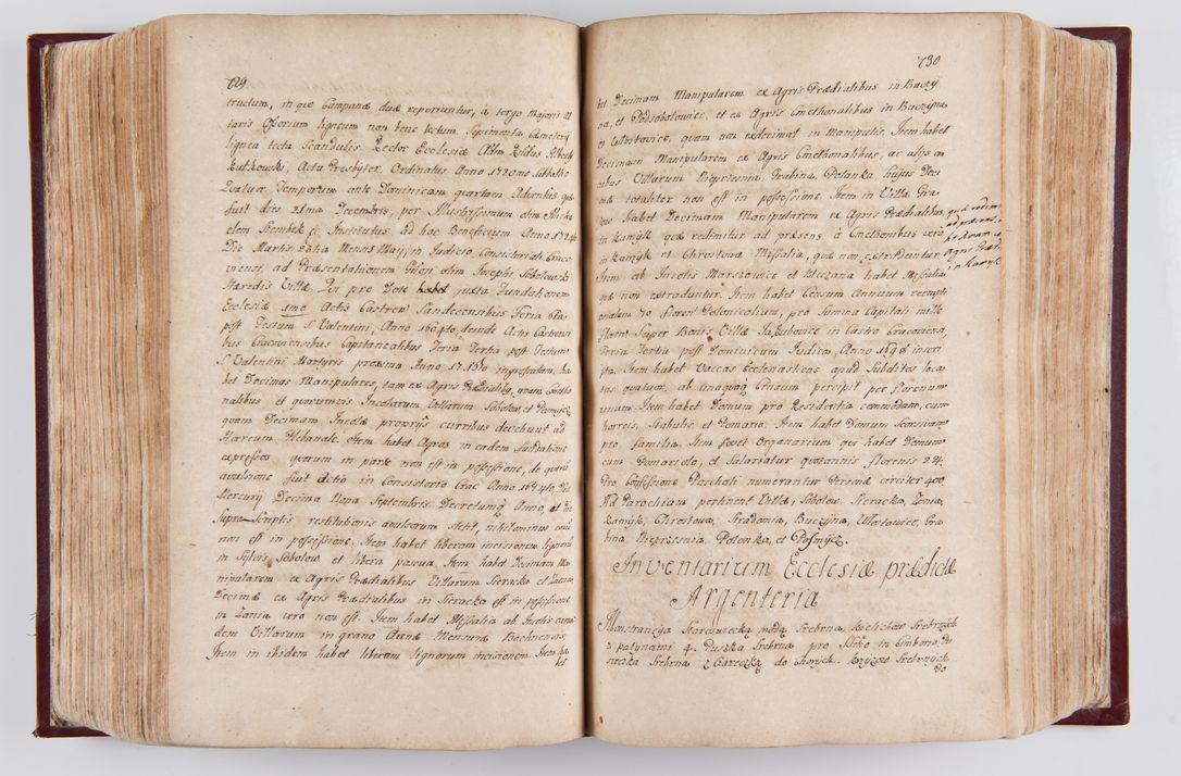 Zdjęcie nr 383 dla obiektu archiwalnego: Visitatio archidiaconatus Cracoviensis (Decanatus: Skalensis - 1727; Vitoviensis - 1727; Prossoviensis - 1728; Novi Montis - 1728; Scawinensis - 1729; Xsiążnensis - 1731; Woynicensis - 1731; Zatoriensis - 1729; Lipnicensis - 1730; Dobczycensis - 1730; Andreoviensis - 1731; Żyvecensis - 1732; Oswiemensis - 1732; Wielicensis - 1741; postea sequntur inventaria ecclesiarum decanatus Dobczycensis, Woynicensis, Andreoviensis) per R.D. Michaelem de Magna Kunice Kunicki, episcopum Arsiacensem, suffraganeum et archidiaconum Cracoviensem annis 1727 - 1741 peracta