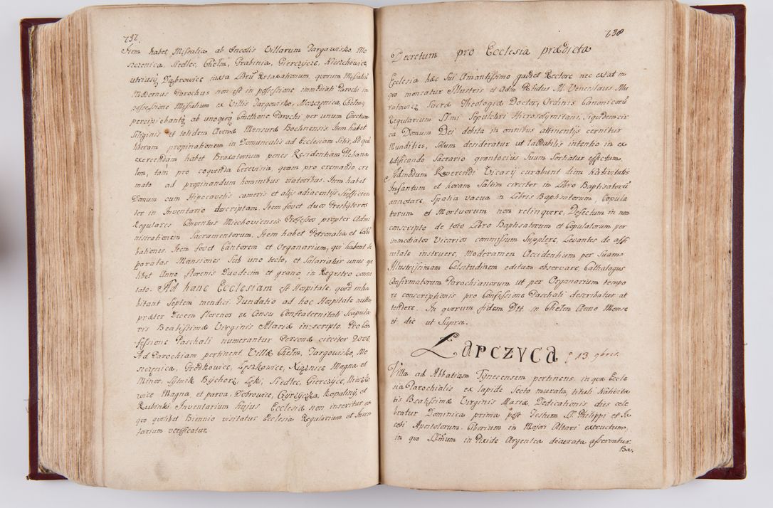 Zdjęcie nr 388 dla obiektu archiwalnego: Visitatio archidiaconatus Cracoviensis (Decanatus: Skalensis - 1727; Vitoviensis - 1727; Prossoviensis - 1728; Novi Montis - 1728; Scawinensis - 1729; Xsiążnensis - 1731; Woynicensis - 1731; Zatoriensis - 1729; Lipnicensis - 1730; Dobczycensis - 1730; Andreoviensis - 1731; Żyvecensis - 1732; Oswiemensis - 1732; Wielicensis - 1741; postea sequntur inventaria ecclesiarum decanatus Dobczycensis, Woynicensis, Andreoviensis) per R.D. Michaelem de Magna Kunice Kunicki, episcopum Arsiacensem, suffraganeum et archidiaconum Cracoviensem annis 1727 - 1741 peracta
