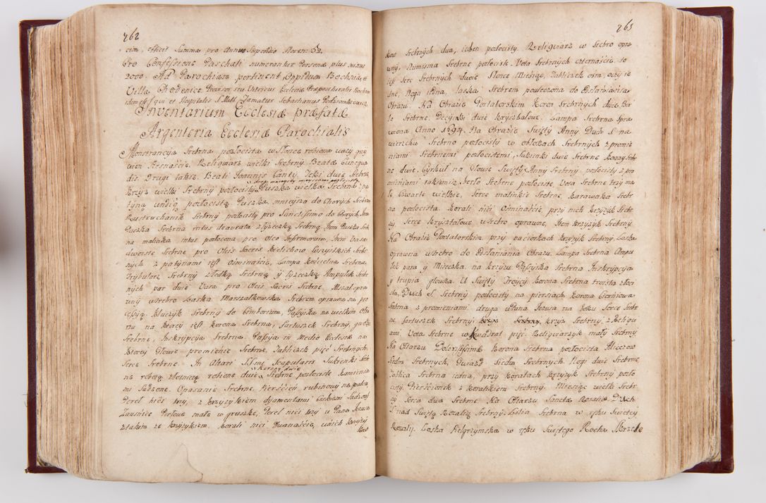 Zdjęcie nr 401 dla obiektu archiwalnego: Visitatio archidiaconatus Cracoviensis (Decanatus: Skalensis - 1727; Vitoviensis - 1727; Prossoviensis - 1728; Novi Montis - 1728; Scawinensis - 1729; Xsiążnensis - 1731; Woynicensis - 1731; Zatoriensis - 1729; Lipnicensis - 1730; Dobczycensis - 1730; Andreoviensis - 1731; Żyvecensis - 1732; Oswiemensis - 1732; Wielicensis - 1741; postea sequntur inventaria ecclesiarum decanatus Dobczycensis, Woynicensis, Andreoviensis) per R.D. Michaelem de Magna Kunice Kunicki, episcopum Arsiacensem, suffraganeum et archidiaconum Cracoviensem annis 1727 - 1741 peracta