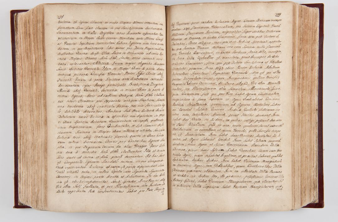 Zdjęcie nr 422 dla obiektu archiwalnego: Visitatio archidiaconatus Cracoviensis (Decanatus: Skalensis - 1727; Vitoviensis - 1727; Prossoviensis - 1728; Novi Montis - 1728; Scawinensis - 1729; Xsiążnensis - 1731; Woynicensis - 1731; Zatoriensis - 1729; Lipnicensis - 1730; Dobczycensis - 1730; Andreoviensis - 1731; Żyvecensis - 1732; Oswiemensis - 1732; Wielicensis - 1741; postea sequntur inventaria ecclesiarum decanatus Dobczycensis, Woynicensis, Andreoviensis) per R.D. Michaelem de Magna Kunice Kunicki, episcopum Arsiacensem, suffraganeum et archidiaconum Cracoviensem annis 1727 - 1741 peracta