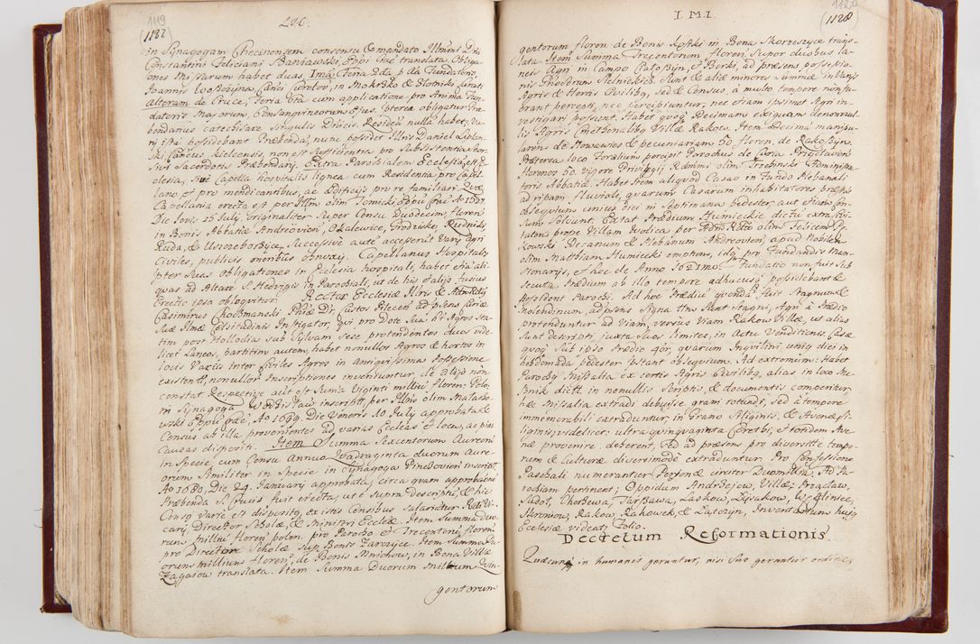 Zdjęcie nr 595 dla obiektu archiwalnego: Visitatio archidiaconatus Cracoviensis (Decanatus: Skalensis - 1727; Vitoviensis - 1727; Prossoviensis - 1728; Novi Montis - 1728; Scawinensis - 1729; Xsiążnensis - 1731; Woynicensis - 1731; Zatoriensis - 1729; Lipnicensis - 1730; Dobczycensis - 1730; Andreoviensis - 1731; Żyvecensis - 1732; Oswiemensis - 1732; Wielicensis - 1741; postea sequntur inventaria ecclesiarum decanatus Dobczycensis, Woynicensis, Andreoviensis) per R.D. Michaelem de Magna Kunice Kunicki, episcopum Arsiacensem, suffraganeum et archidiaconum Cracoviensem annis 1727 - 1741 peracta