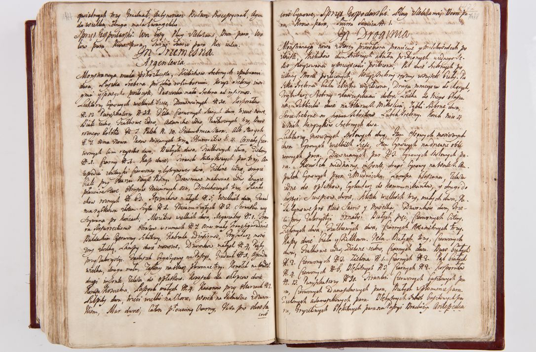 Zdjęcie nr 774 dla obiektu archiwalnego: Visitatio archidiaconatus Cracoviensis (Decanatus: Skalensis - 1727; Vitoviensis - 1727; Prossoviensis - 1728; Novi Montis - 1728; Scawinensis - 1729; Xsiążnensis - 1731; Woynicensis - 1731; Zatoriensis - 1729; Lipnicensis - 1730; Dobczycensis - 1730; Andreoviensis - 1731; Żyvecensis - 1732; Oswiemensis - 1732; Wielicensis - 1741; postea sequntur inventaria ecclesiarum decanatus Dobczycensis, Woynicensis, Andreoviensis) per R.D. Michaelem de Magna Kunice Kunicki, episcopum Arsiacensem, suffraganeum et archidiaconum Cracoviensem annis 1727 - 1741 peracta