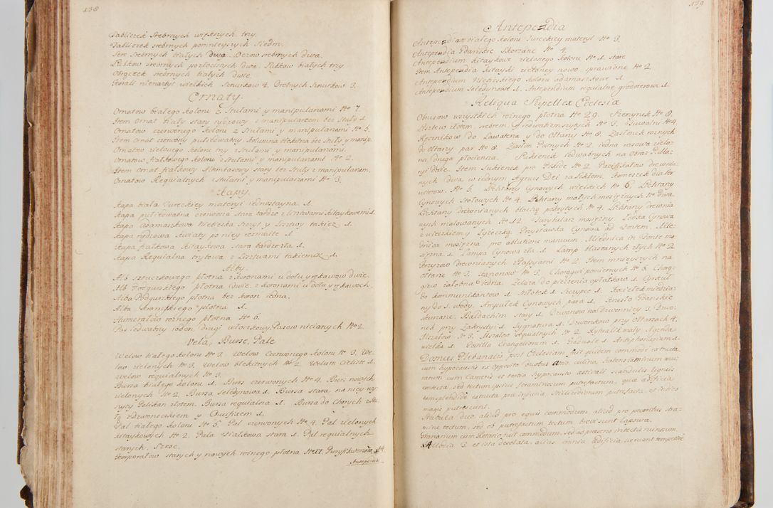 Zdjęcie nr 84 dla obiektu archiwalnego: Status ecclesiarum ac illarum rectorum sub decanatu Ecclesiae Collegiatae Kielcensis, alias in tribus decanatibus Radomiensi, Zwolenensi et Stężycensi consistentium, per visitatorem generalem ex commissione Cel. Principis R.D. Joannis Alexandri in Lipie Lipski, episcopi Cracoviensis, ducis Severiae lustratus er delineatus a.D. 1736