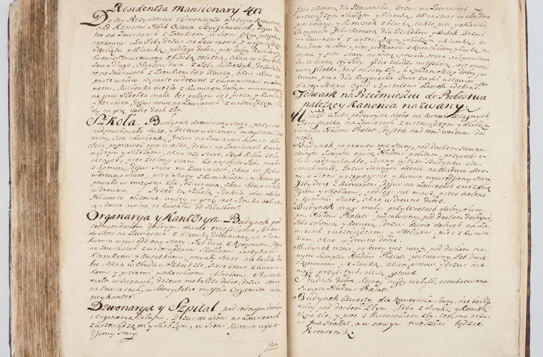 Zdjęcie nr 302 dla obiektu archiwalnego: Visitatio interna et externa ecclesiarum praeposituralium, parachialium, hospitalium et aliorum beneficiorum in decanatibus Bodzantinensi ac Kunoviensi consistentium per me Venceslaum Hieronymum de Bogusławice Sierakowski, pro tunc episcopum Cestrensem, coadiutorem Livoniae et Piltinensis, custodem Coronarum Regni , canonicum Cracoviensem uti tanquam praepositum Kielcensem, praeviis litteris innotescentialibus via cursoria per R.D. Decanos directis anno 1738 die 29 Julii inchoata et successivo anno 1739 die 14 memsis Junii terminata et peracta