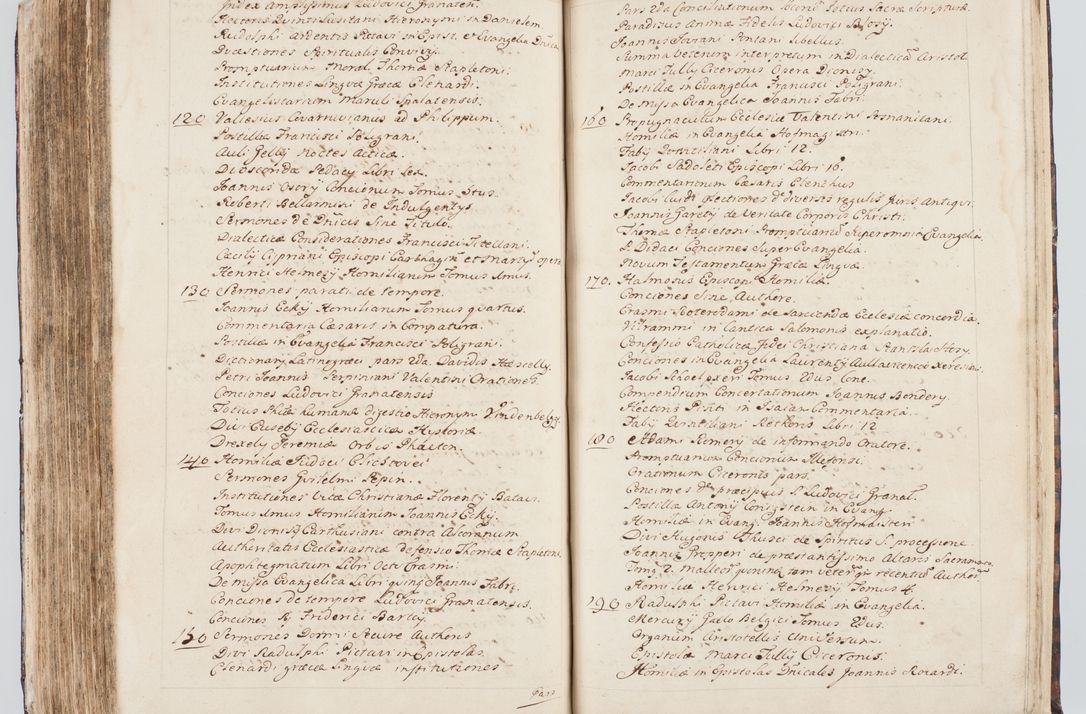 Zdjęcie nr 293 dla obiektu archiwalnego: Visitatio interna et externa ecclesiarum praeposituralium, parachialium, hospitalium et aliorum beneficiorum in decanatibus Bodzantinensi ac Kunoviensi consistentium per me Venceslaum Hieronymum de Bogusławice Sierakowski, pro tunc episcopum Cestrensem, coadiutorem Livoniae et Piltinensis, custodem Coronarum Regni , canonicum Cracoviensem uti tanquam praepositum Kielcensem, praeviis litteris innotescentialibus via cursoria per R.D. Decanos directis anno 1738 die 29 Julii inchoata et successivo anno 1739 die 14 memsis Junii terminata et peracta