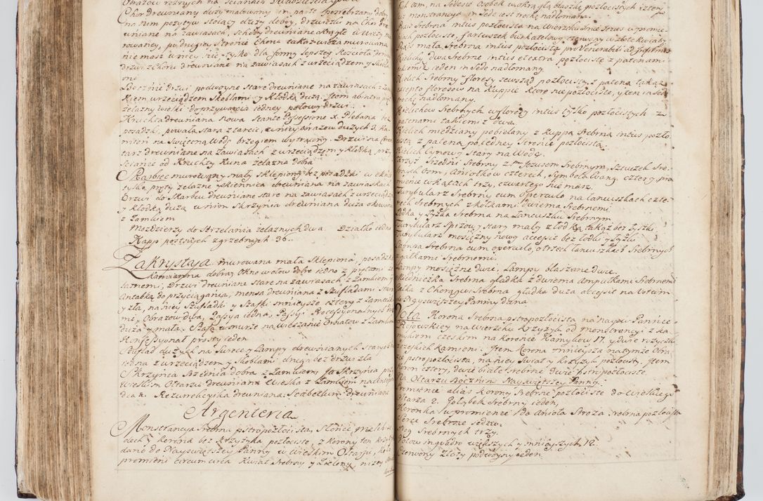 Zdjęcie nr 246 dla obiektu archiwalnego: Visitatio interna et externa ecclesiarum praeposituralium, parachialium, hospitalium et aliorum beneficiorum in decanatibus Bodzantinensi ac Kunoviensi consistentium per me Venceslaum Hieronymum de Bogusławice Sierakowski, pro tunc episcopum Cestrensem, coadiutorem Livoniae et Piltinensis, custodem Coronarum Regni , canonicum Cracoviensem uti tanquam praepositum Kielcensem, praeviis litteris innotescentialibus via cursoria per R.D. Decanos directis anno 1738 die 29 Julii inchoata et successivo anno 1739 die 14 memsis Junii terminata et peracta