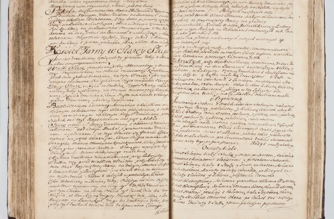 Zdjęcie nr 211 dla obiektu archiwalnego: Visitatio interna et externa ecclesiarum praeposituralium, parachialium, hospitalium et aliorum beneficiorum in decanatibus Bodzantinensi ac Kunoviensi consistentium per me Venceslaum Hieronymum de Bogusławice Sierakowski, pro tunc episcopum Cestrensem, coadiutorem Livoniae et Piltinensis, custodem Coronarum Regni , canonicum Cracoviensem uti tanquam praepositum Kielcensem, praeviis litteris innotescentialibus via cursoria per R.D. Decanos directis anno 1738 die 29 Julii inchoata et successivo anno 1739 die 14 memsis Junii terminata et peracta