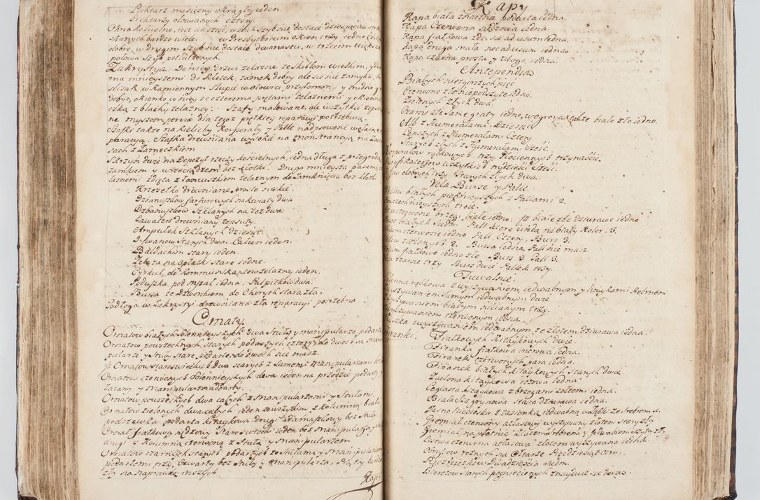 Zdjęcie nr 194 dla obiektu archiwalnego: Visitatio interna et externa ecclesiarum praeposituralium, parachialium, hospitalium et aliorum beneficiorum in decanatibus Bodzantinensi ac Kunoviensi consistentium per me Venceslaum Hieronymum de Bogusławice Sierakowski, pro tunc episcopum Cestrensem, coadiutorem Livoniae et Piltinensis, custodem Coronarum Regni , canonicum Cracoviensem uti tanquam praepositum Kielcensem, praeviis litteris innotescentialibus via cursoria per R.D. Decanos directis anno 1738 die 29 Julii inchoata et successivo anno 1739 die 14 memsis Junii terminata et peracta