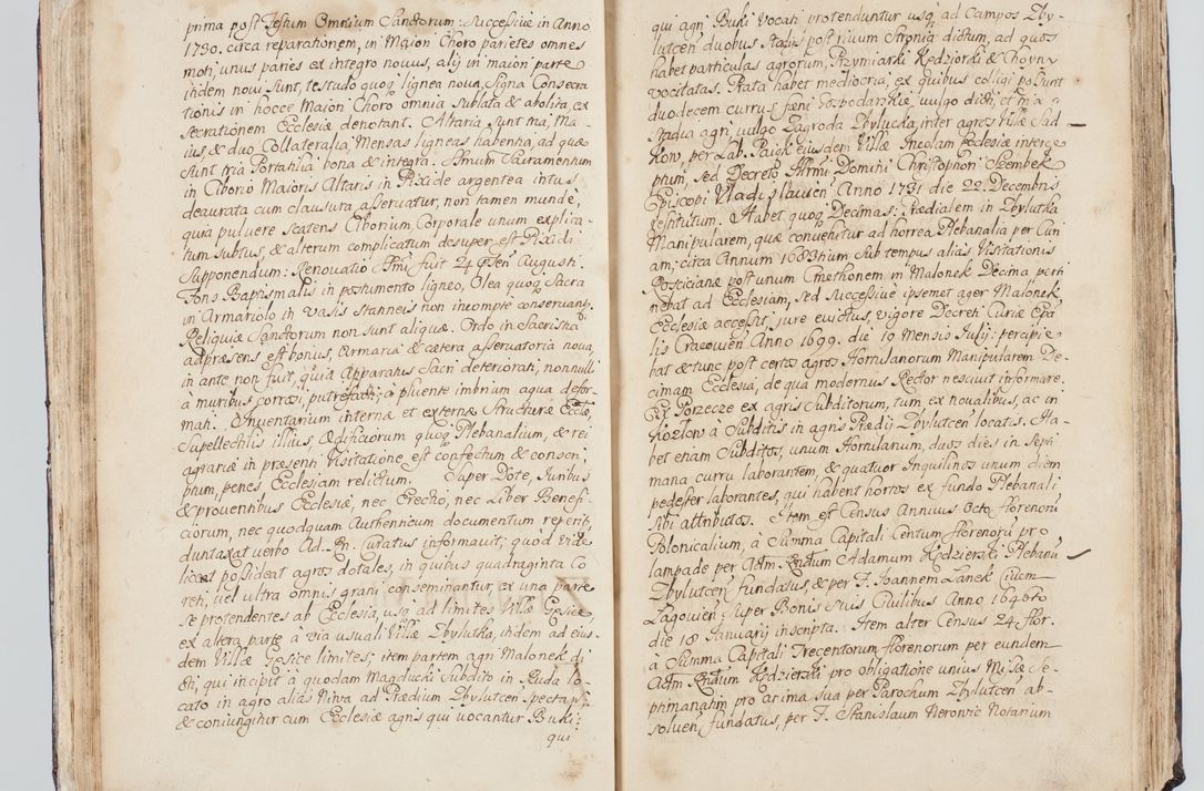 Zdjęcie nr 61 dla obiektu archiwalnego: Visitatio interna et externa ecclesiarum praeposituralium, parachialium, hospitalium et aliorum beneficiorum in decanatibus Bodzantinensi ac Kunoviensi consistentium per me Venceslaum Hieronymum de Bogusławice Sierakowski, pro tunc episcopum Cestrensem, coadiutorem Livoniae et Piltinensis, custodem Coronarum Regni , canonicum Cracoviensem uti tanquam praepositum Kielcensem, praeviis litteris innotescentialibus via cursoria per R.D. Decanos directis anno 1738 die 29 Julii inchoata et successivo anno 1739 die 14 memsis Junii terminata et peracta