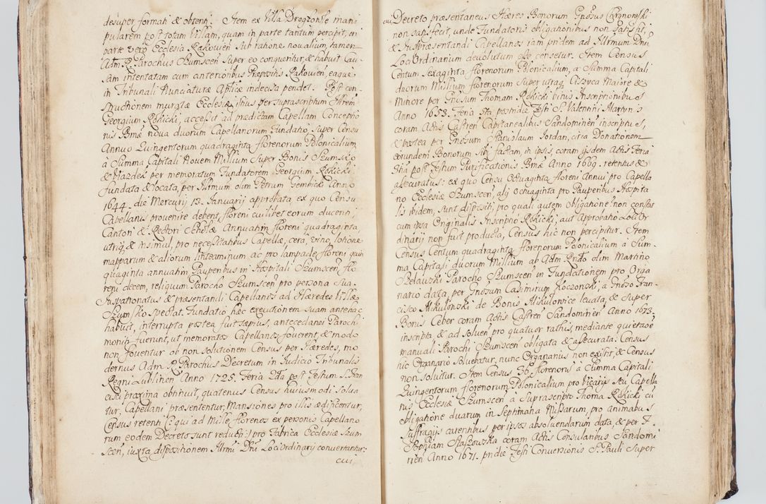 Zdjęcie nr 57 dla obiektu archiwalnego: Visitatio interna et externa ecclesiarum praeposituralium, parachialium, hospitalium et aliorum beneficiorum in decanatibus Bodzantinensi ac Kunoviensi consistentium per me Venceslaum Hieronymum de Bogusławice Sierakowski, pro tunc episcopum Cestrensem, coadiutorem Livoniae et Piltinensis, custodem Coronarum Regni , canonicum Cracoviensem uti tanquam praepositum Kielcensem, praeviis litteris innotescentialibus via cursoria per R.D. Decanos directis anno 1738 die 29 Julii inchoata et successivo anno 1739 die 14 memsis Junii terminata et peracta