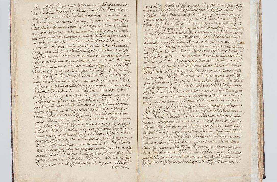 Zdjęcie nr 19 dla obiektu archiwalnego: Visitatio interna et externa ecclesiarum praeposituralium, parachialium, hospitalium et aliorum beneficiorum in decanatibus Bodzantinensi ac Kunoviensi consistentium per me Venceslaum Hieronymum de Bogusławice Sierakowski, pro tunc episcopum Cestrensem, coadiutorem Livoniae et Piltinensis, custodem Coronarum Regni , canonicum Cracoviensem uti tanquam praepositum Kielcensem, praeviis litteris innotescentialibus via cursoria per R.D. Decanos directis anno 1738 die 29 Julii inchoata et successivo anno 1739 die 14 memsis Junii terminata et peracta