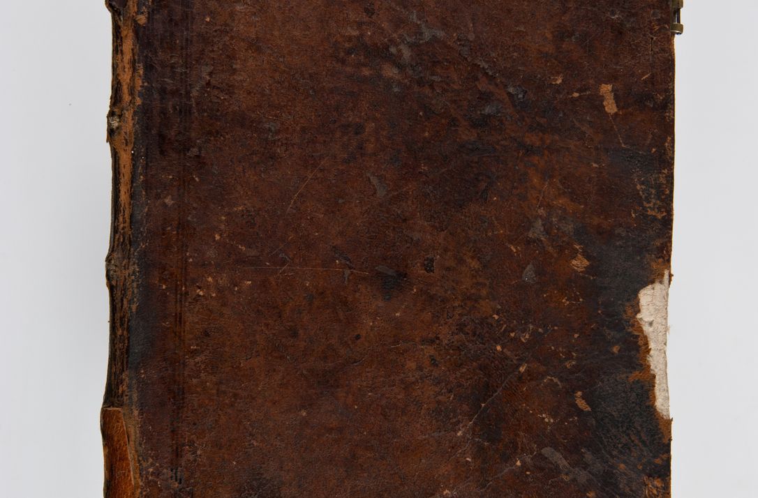 Zdjęcie nr 2 dla obiektu archiwalnego: Acta visitationis ecclesiarum parachialium tum capellarum - oratorium, hospitalium, confraternitatum ac aliorum piorum locorum intra et extra civitatem Cracoviensem consistentium, vigore litterarum specialis commissionis Cel. Principis et. R.D. Andrea Stanislai Kostka in Załuskie Załuski episcopi Cracoviensis ducis Severiensis, per Hyacinthum Łopacki canonicum et archipraesbyterum Cracoviensem, canonicum et archipraesbyterum Cracoviensem, canonicum Sandomieriensem, visitatorem a.D. 1748 et sequentii conscripta