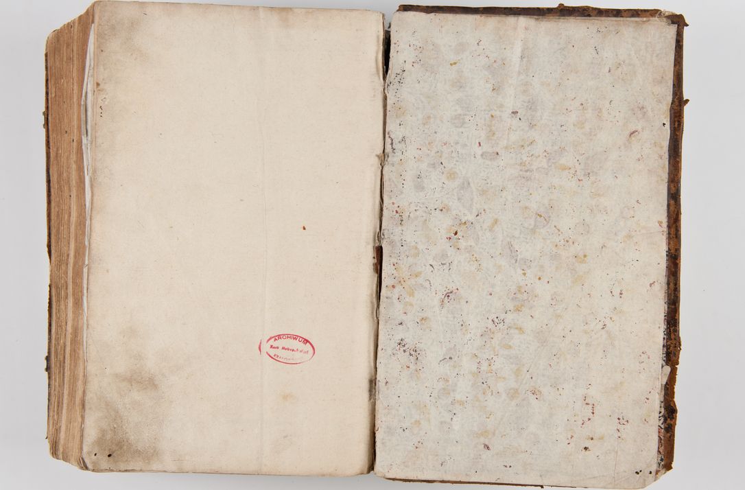 Zdjęcie nr 584 dla obiektu archiwalnego: Acta visitationis ecclesiarum parachialium tum capellarum - oratorium, hospitalium, confraternitatum ac aliorum piorum locorum intra et extra civitatem Cracoviensem consistentium, vigore litterarum specialis commissionis Cel. Principis et. R.D. Andrea Stanislai Kostka in Załuskie Załuski episcopi Cracoviensis ducis Severiensis, per Hyacinthum Łopacki canonicum et archipraesbyterum Cracoviensem, canonicum et archipraesbyterum Cracoviensem, canonicum Sandomieriensem, visitatorem a.D. 1748 et sequentii conscripta