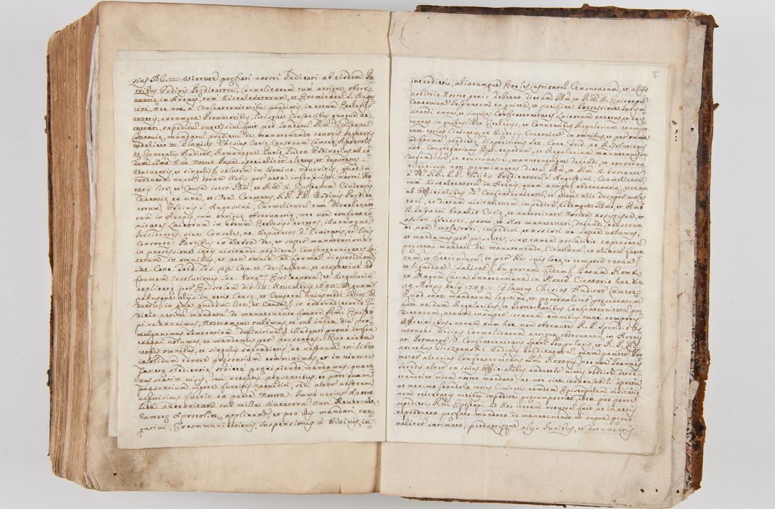 Zdjęcie nr 580 dla obiektu archiwalnego: Acta visitationis ecclesiarum parachialium tum capellarum - oratorium, hospitalium, confraternitatum ac aliorum piorum locorum intra et extra civitatem Cracoviensem consistentium, vigore litterarum specialis commissionis Cel. Principis et. R.D. Andrea Stanislai Kostka in Załuskie Załuski episcopi Cracoviensis ducis Severiensis, per Hyacinthum Łopacki canonicum et archipraesbyterum Cracoviensem, canonicum et archipraesbyterum Cracoviensem, canonicum Sandomieriensem, visitatorem a.D. 1748 et sequentii conscripta