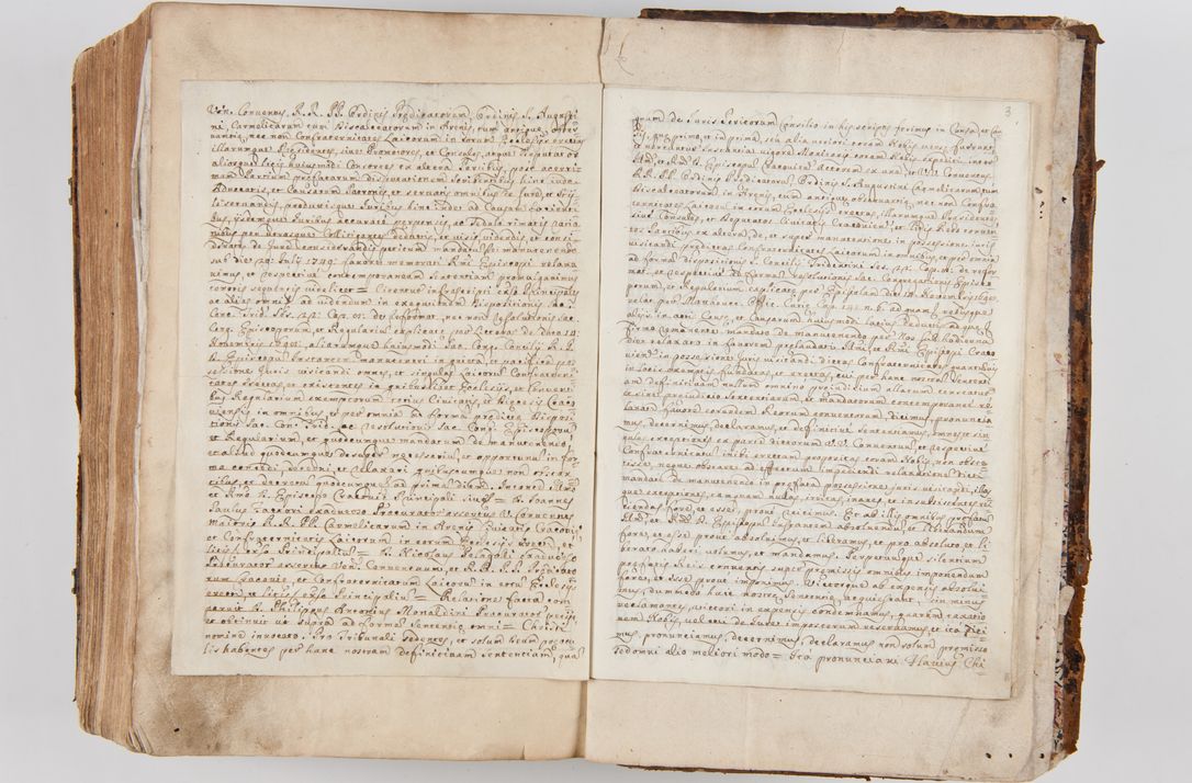 Zdjęcie nr 579 dla obiektu archiwalnego: Acta visitationis ecclesiarum parachialium tum capellarum - oratorium, hospitalium, confraternitatum ac aliorum piorum locorum intra et extra civitatem Cracoviensem consistentium, vigore litterarum specialis commissionis Cel. Principis et. R.D. Andrea Stanislai Kostka in Załuskie Załuski episcopi Cracoviensis ducis Severiensis, per Hyacinthum Łopacki canonicum et archipraesbyterum Cracoviensem, canonicum et archipraesbyterum Cracoviensem, canonicum Sandomieriensem, visitatorem a.D. 1748 et sequentii conscripta