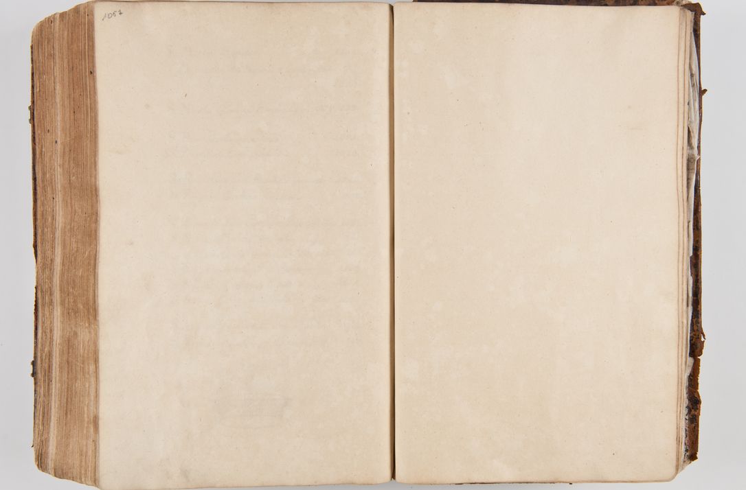 Zdjęcie nr 574 dla obiektu archiwalnego: Acta visitationis ecclesiarum parachialium tum capellarum - oratorium, hospitalium, confraternitatum ac aliorum piorum locorum intra et extra civitatem Cracoviensem consistentium, vigore litterarum specialis commissionis Cel. Principis et. R.D. Andrea Stanislai Kostka in Załuskie Załuski episcopi Cracoviensis ducis Severiensis, per Hyacinthum Łopacki canonicum et archipraesbyterum Cracoviensem, canonicum et archipraesbyterum Cracoviensem, canonicum Sandomieriensem, visitatorem a.D. 1748 et sequentii conscripta