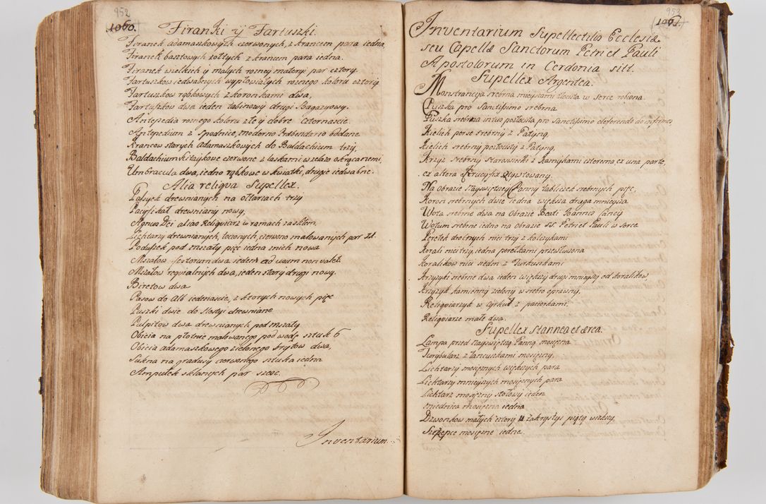 Zdjęcie nr 519 dla obiektu archiwalnego: Acta visitationis ecclesiarum parachialium tum capellarum - oratorium, hospitalium, confraternitatum ac aliorum piorum locorum intra et extra civitatem Cracoviensem consistentium, vigore litterarum specialis commissionis Cel. Principis et. R.D. Andrea Stanislai Kostka in Załuskie Załuski episcopi Cracoviensis ducis Severiensis, per Hyacinthum Łopacki canonicum et archipraesbyterum Cracoviensem, canonicum et archipraesbyterum Cracoviensem, canonicum Sandomieriensem, visitatorem a.D. 1748 et sequentii conscripta