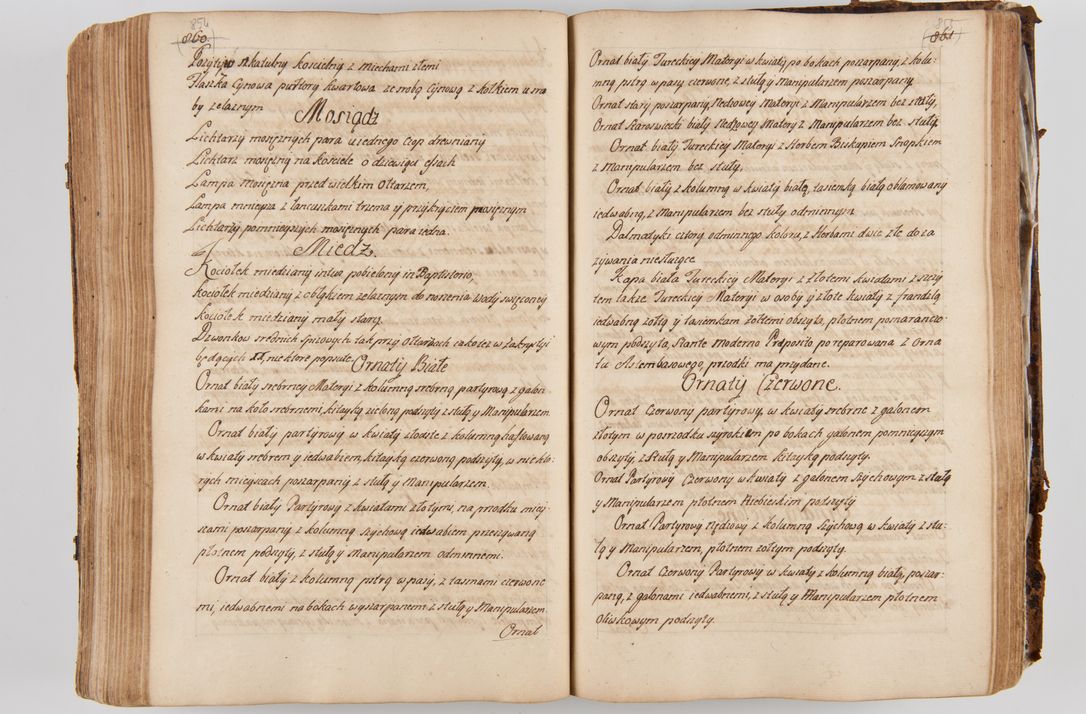 Zdjęcie nr 470 dla obiektu archiwalnego: Acta visitationis ecclesiarum parachialium tum capellarum - oratorium, hospitalium, confraternitatum ac aliorum piorum locorum intra et extra civitatem Cracoviensem consistentium, vigore litterarum specialis commissionis Cel. Principis et. R.D. Andrea Stanislai Kostka in Załuskie Załuski episcopi Cracoviensis ducis Severiensis, per Hyacinthum Łopacki canonicum et archipraesbyterum Cracoviensem, canonicum et archipraesbyterum Cracoviensem, canonicum Sandomieriensem, visitatorem a.D. 1748 et sequentii conscripta