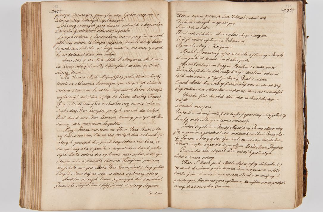 Zdjęcie nr 436 dla obiektu archiwalnego: Acta visitationis ecclesiarum parachialium tum capellarum - oratorium, hospitalium, confraternitatum ac aliorum piorum locorum intra et extra civitatem Cracoviensem consistentium, vigore litterarum specialis commissionis Cel. Principis et. R.D. Andrea Stanislai Kostka in Załuskie Załuski episcopi Cracoviensis ducis Severiensis, per Hyacinthum Łopacki canonicum et archipraesbyterum Cracoviensem, canonicum et archipraesbyterum Cracoviensem, canonicum Sandomieriensem, visitatorem a.D. 1748 et sequentii conscripta