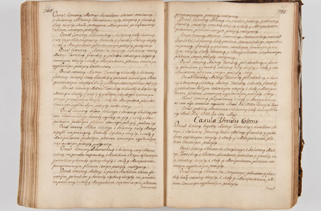 Zdjęcie nr 422 dla obiektu archiwalnego: Acta visitationis ecclesiarum parachialium tum capellarum - oratorium, hospitalium, confraternitatum ac aliorum piorum locorum intra et extra civitatem Cracoviensem consistentium, vigore litterarum specialis commissionis Cel. Principis et. R.D. Andrea Stanislai Kostka in Załuskie Załuski episcopi Cracoviensis ducis Severiensis, per Hyacinthum Łopacki canonicum et archipraesbyterum Cracoviensem, canonicum et archipraesbyterum Cracoviensem, canonicum Sandomieriensem, visitatorem a.D. 1748 et sequentii conscripta