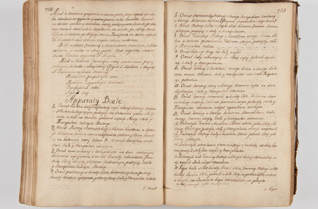 Zdjęcie nr 408 dla obiektu archiwalnego: Acta visitationis ecclesiarum parachialium tum capellarum - oratorium, hospitalium, confraternitatum ac aliorum piorum locorum intra et extra civitatem Cracoviensem consistentium, vigore litterarum specialis commissionis Cel. Principis et. R.D. Andrea Stanislai Kostka in Załuskie Załuski episcopi Cracoviensis ducis Severiensis, per Hyacinthum Łopacki canonicum et archipraesbyterum Cracoviensem, canonicum et archipraesbyterum Cracoviensem, canonicum Sandomieriensem, visitatorem a.D. 1748 et sequentii conscripta