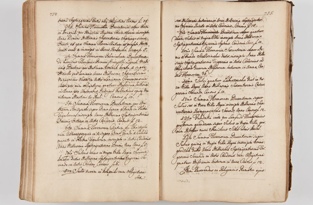 Zdjęcie nr 401 dla obiektu archiwalnego: Acta visitationis ecclesiarum parachialium tum capellarum - oratorium, hospitalium, confraternitatum ac aliorum piorum locorum intra et extra civitatem Cracoviensem consistentium, vigore litterarum specialis commissionis Cel. Principis et. R.D. Andrea Stanislai Kostka in Załuskie Załuski episcopi Cracoviensis ducis Severiensis, per Hyacinthum Łopacki canonicum et archipraesbyterum Cracoviensem, canonicum et archipraesbyterum Cracoviensem, canonicum Sandomieriensem, visitatorem a.D. 1748 et sequentii conscripta