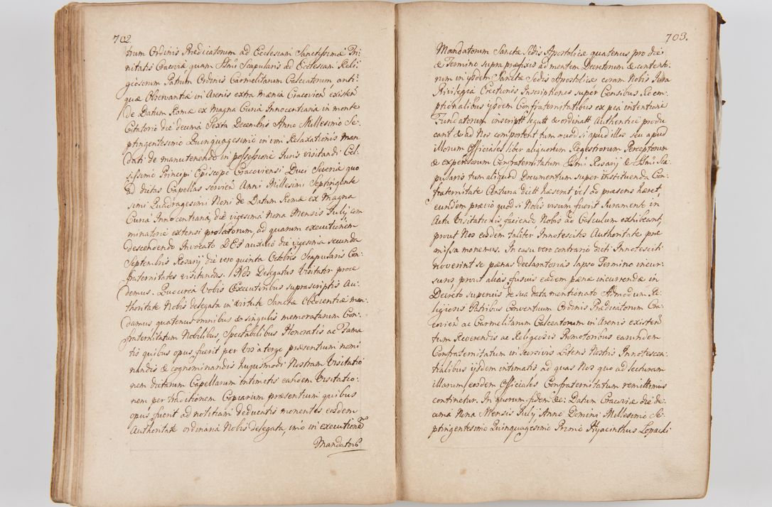 Zdjęcie nr 389 dla obiektu archiwalnego: Acta visitationis ecclesiarum parachialium tum capellarum - oratorium, hospitalium, confraternitatum ac aliorum piorum locorum intra et extra civitatem Cracoviensem consistentium, vigore litterarum specialis commissionis Cel. Principis et. R.D. Andrea Stanislai Kostka in Załuskie Załuski episcopi Cracoviensis ducis Severiensis, per Hyacinthum Łopacki canonicum et archipraesbyterum Cracoviensem, canonicum et archipraesbyterum Cracoviensem, canonicum Sandomieriensem, visitatorem a.D. 1748 et sequentii conscripta