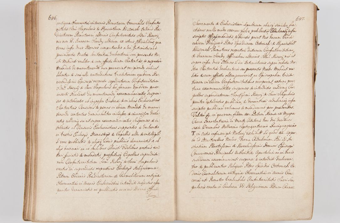 Zdjęcie nr 386 dla obiektu archiwalnego: Acta visitationis ecclesiarum parachialium tum capellarum - oratorium, hospitalium, confraternitatum ac aliorum piorum locorum intra et extra civitatem Cracoviensem consistentium, vigore litterarum specialis commissionis Cel. Principis et. R.D. Andrea Stanislai Kostka in Załuskie Załuski episcopi Cracoviensis ducis Severiensis, per Hyacinthum Łopacki canonicum et archipraesbyterum Cracoviensem, canonicum et archipraesbyterum Cracoviensem, canonicum Sandomieriensem, visitatorem a.D. 1748 et sequentii conscripta