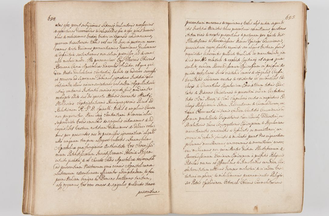 Zdjęcie nr 385 dla obiektu archiwalnego: Acta visitationis ecclesiarum parachialium tum capellarum - oratorium, hospitalium, confraternitatum ac aliorum piorum locorum intra et extra civitatem Cracoviensem consistentium, vigore litterarum specialis commissionis Cel. Principis et. R.D. Andrea Stanislai Kostka in Załuskie Załuski episcopi Cracoviensis ducis Severiensis, per Hyacinthum Łopacki canonicum et archipraesbyterum Cracoviensem, canonicum et archipraesbyterum Cracoviensem, canonicum Sandomieriensem, visitatorem a.D. 1748 et sequentii conscripta