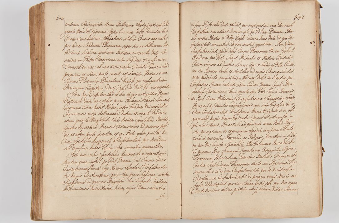 Zdjęcie nr 356 dla obiektu archiwalnego: Acta visitationis ecclesiarum parachialium tum capellarum - oratorium, hospitalium, confraternitatum ac aliorum piorum locorum intra et extra civitatem Cracoviensem consistentium, vigore litterarum specialis commissionis Cel. Principis et. R.D. Andrea Stanislai Kostka in Załuskie Załuski episcopi Cracoviensis ducis Severiensis, per Hyacinthum Łopacki canonicum et archipraesbyterum Cracoviensem, canonicum et archipraesbyterum Cracoviensem, canonicum Sandomieriensem, visitatorem a.D. 1748 et sequentii conscripta