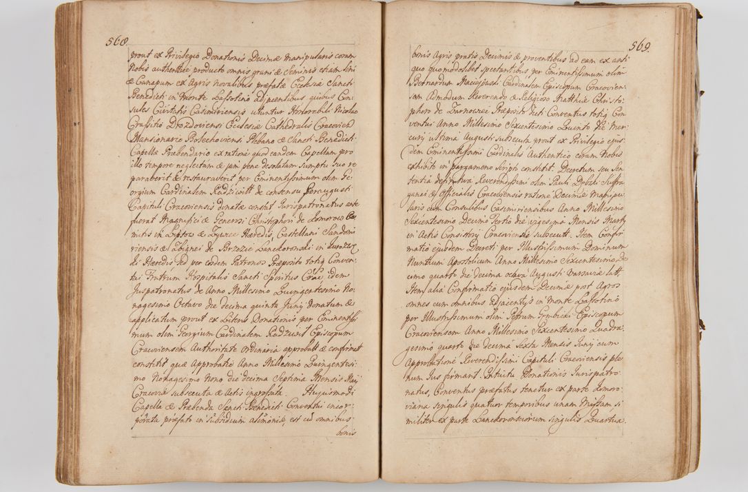 Zdjęcie nr 319 dla obiektu archiwalnego: Acta visitationis ecclesiarum parachialium tum capellarum - oratorium, hospitalium, confraternitatum ac aliorum piorum locorum intra et extra civitatem Cracoviensem consistentium, vigore litterarum specialis commissionis Cel. Principis et. R.D. Andrea Stanislai Kostka in Załuskie Załuski episcopi Cracoviensis ducis Severiensis, per Hyacinthum Łopacki canonicum et archipraesbyterum Cracoviensem, canonicum et archipraesbyterum Cracoviensem, canonicum Sandomieriensem, visitatorem a.D. 1748 et sequentii conscripta