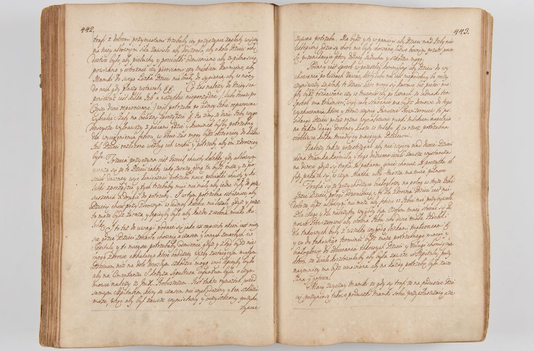 Zdjęcie nr 251 dla obiektu archiwalnego: Acta visitationis ecclesiarum parachialium tum capellarum - oratorium, hospitalium, confraternitatum ac aliorum piorum locorum intra et extra civitatem Cracoviensem consistentium, vigore litterarum specialis commissionis Cel. Principis et. R.D. Andrea Stanislai Kostka in Załuskie Załuski episcopi Cracoviensis ducis Severiensis, per Hyacinthum Łopacki canonicum et archipraesbyterum Cracoviensem, canonicum et archipraesbyterum Cracoviensem, canonicum Sandomieriensem, visitatorem a.D. 1748 et sequentii conscripta