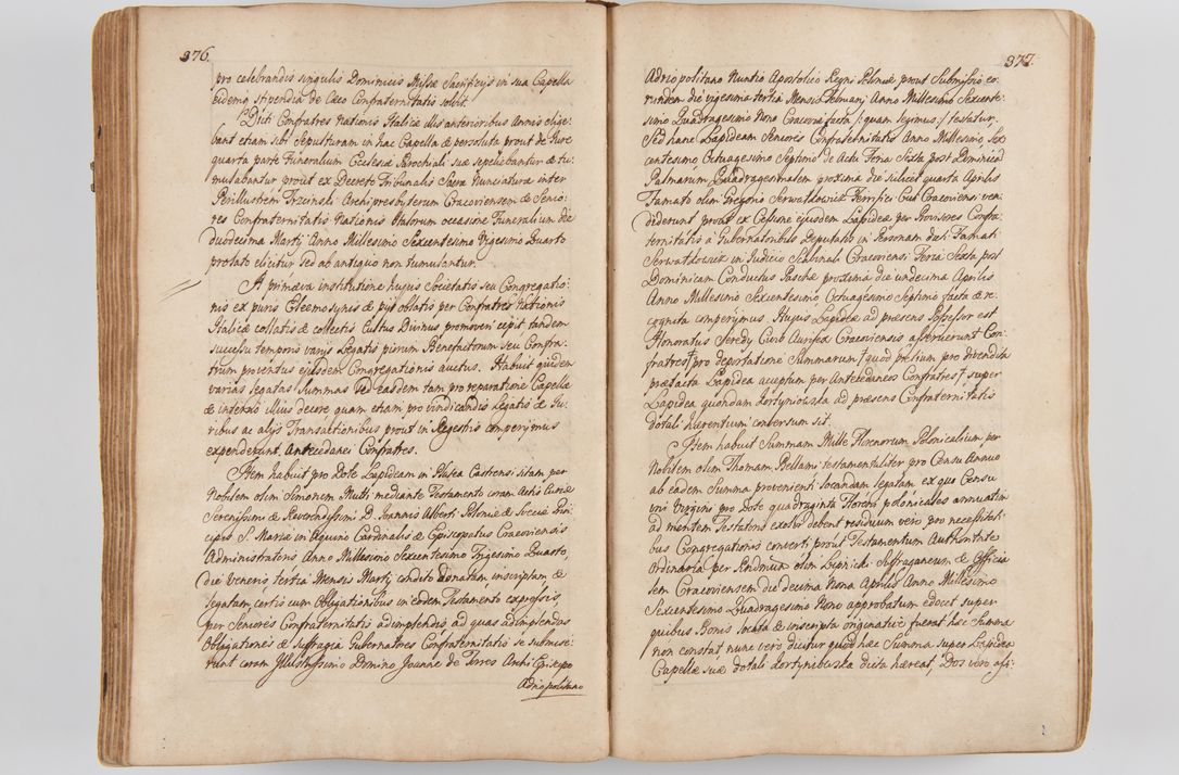 Zdjęcie nr 216 dla obiektu archiwalnego: Acta visitationis ecclesiarum parachialium tum capellarum - oratorium, hospitalium, confraternitatum ac aliorum piorum locorum intra et extra civitatem Cracoviensem consistentium, vigore litterarum specialis commissionis Cel. Principis et. R.D. Andrea Stanislai Kostka in Załuskie Załuski episcopi Cracoviensis ducis Severiensis, per Hyacinthum Łopacki canonicum et archipraesbyterum Cracoviensem, canonicum et archipraesbyterum Cracoviensem, canonicum Sandomieriensem, visitatorem a.D. 1748 et sequentii conscripta